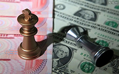 金价冲高回落守稳3300关口，美债风险与特朗普税改引发市场警觉